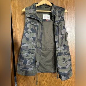 Camo vest